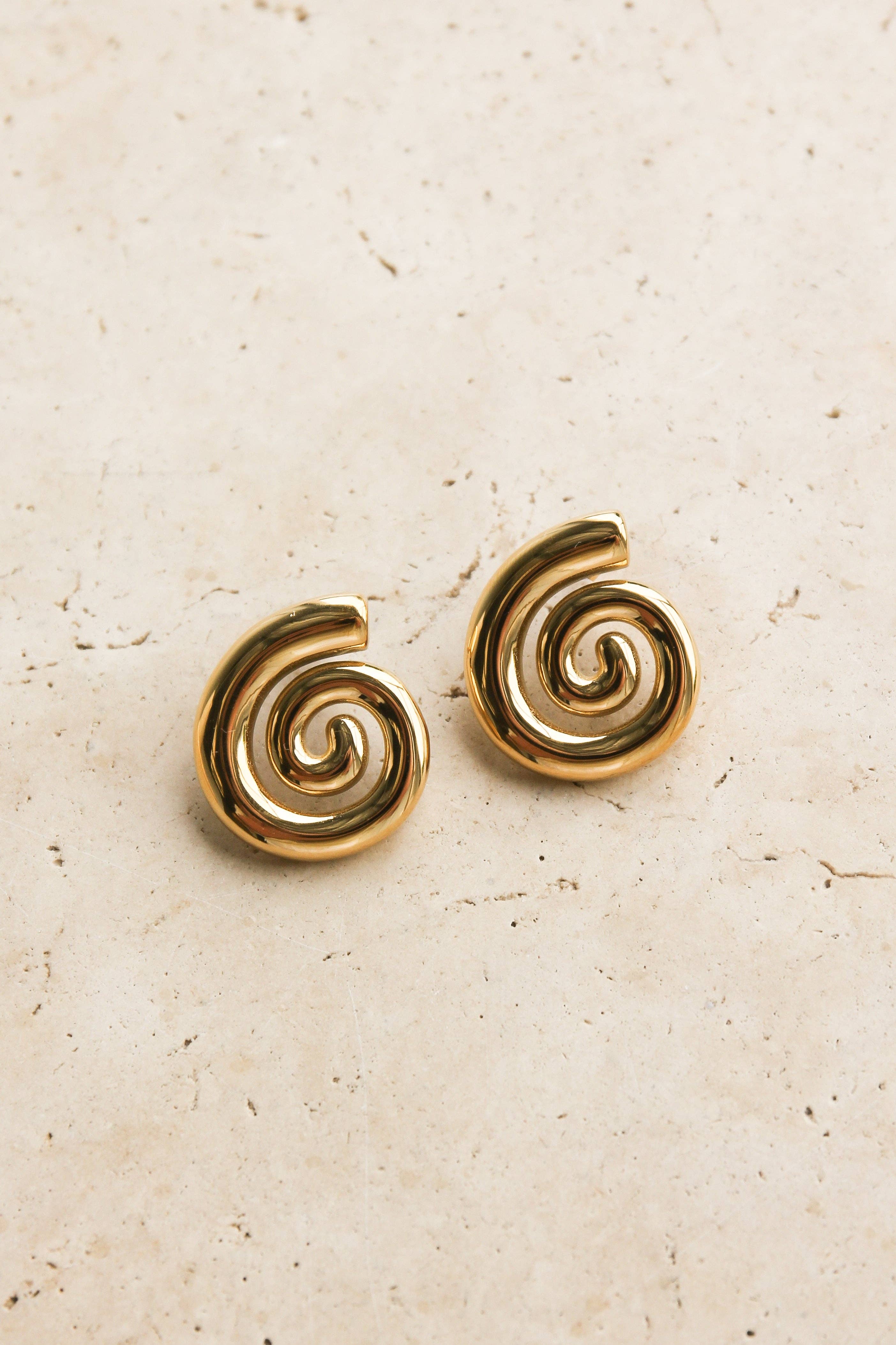 Conch Shell Earrings. 18K gold-plated, tarnish-resistant, waterproof & hypoallergenic