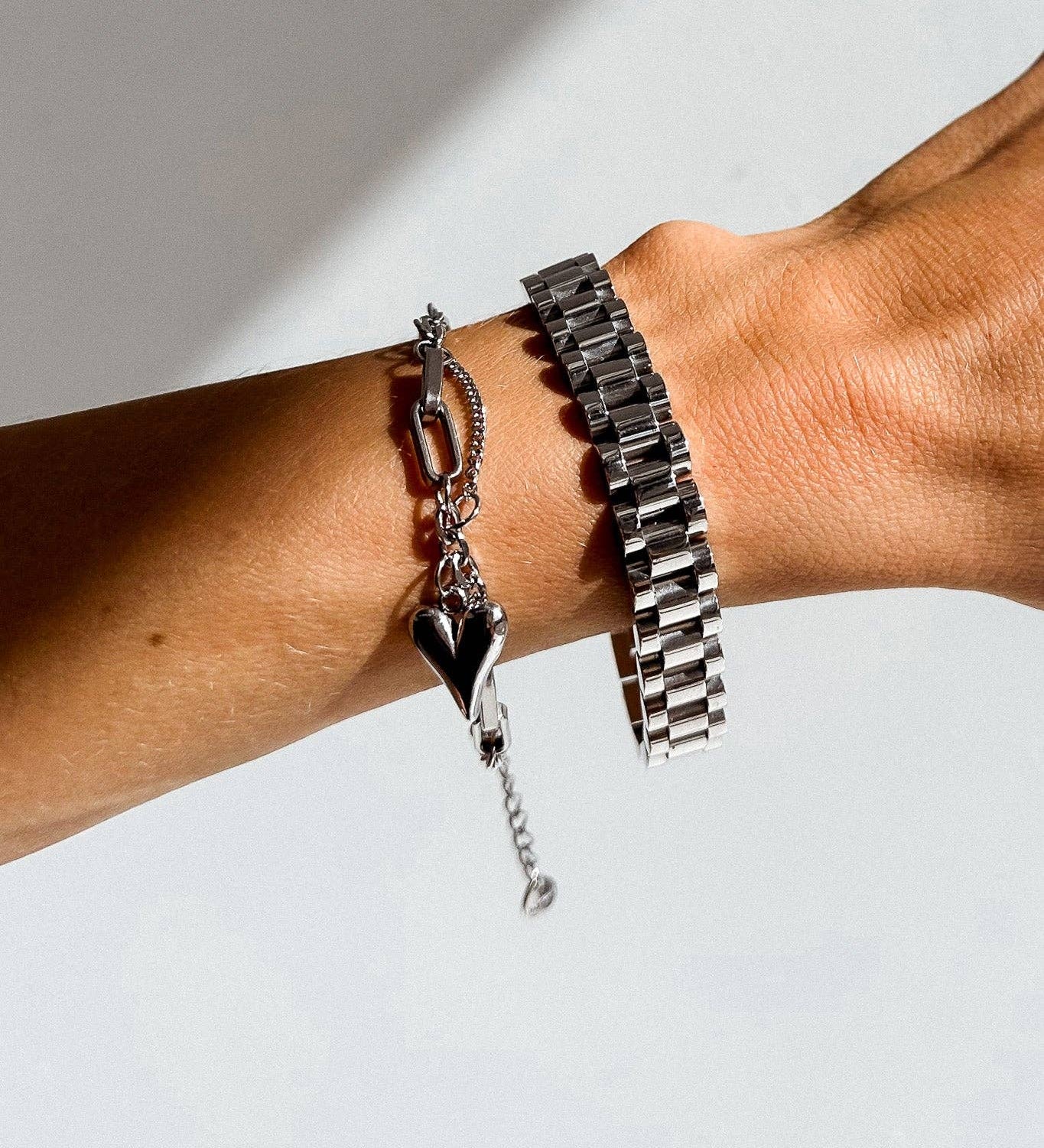 Heart Bracelet. silver, hypoallergenic & tarnish-resistant—featuring a delicate heart charm