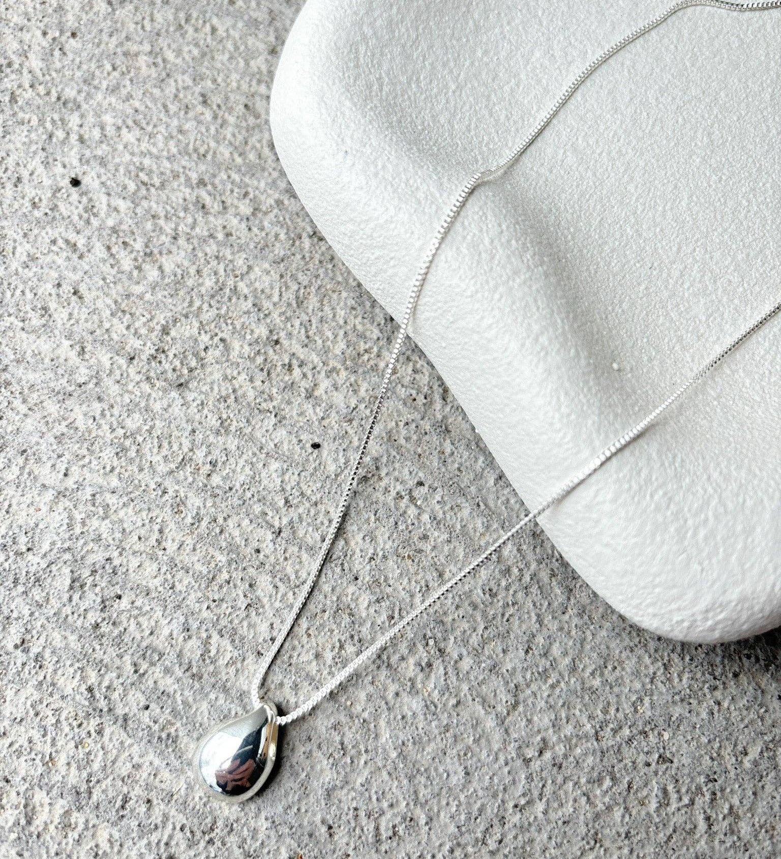 Lustre & Sage Signature Pendant