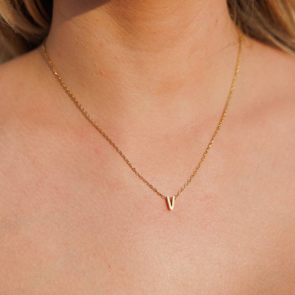 personalised initial necklace gold V