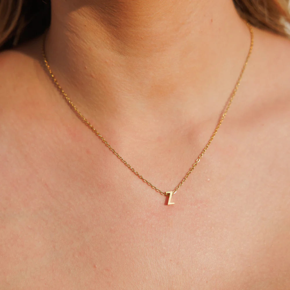 personalised initial necklace gold Z